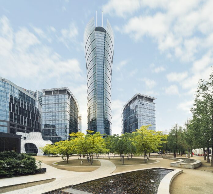 JLL myhive Warsaw Spire